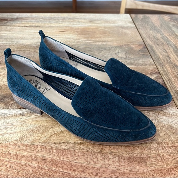 Vince Camuto navy flats - Picture 1 of 8